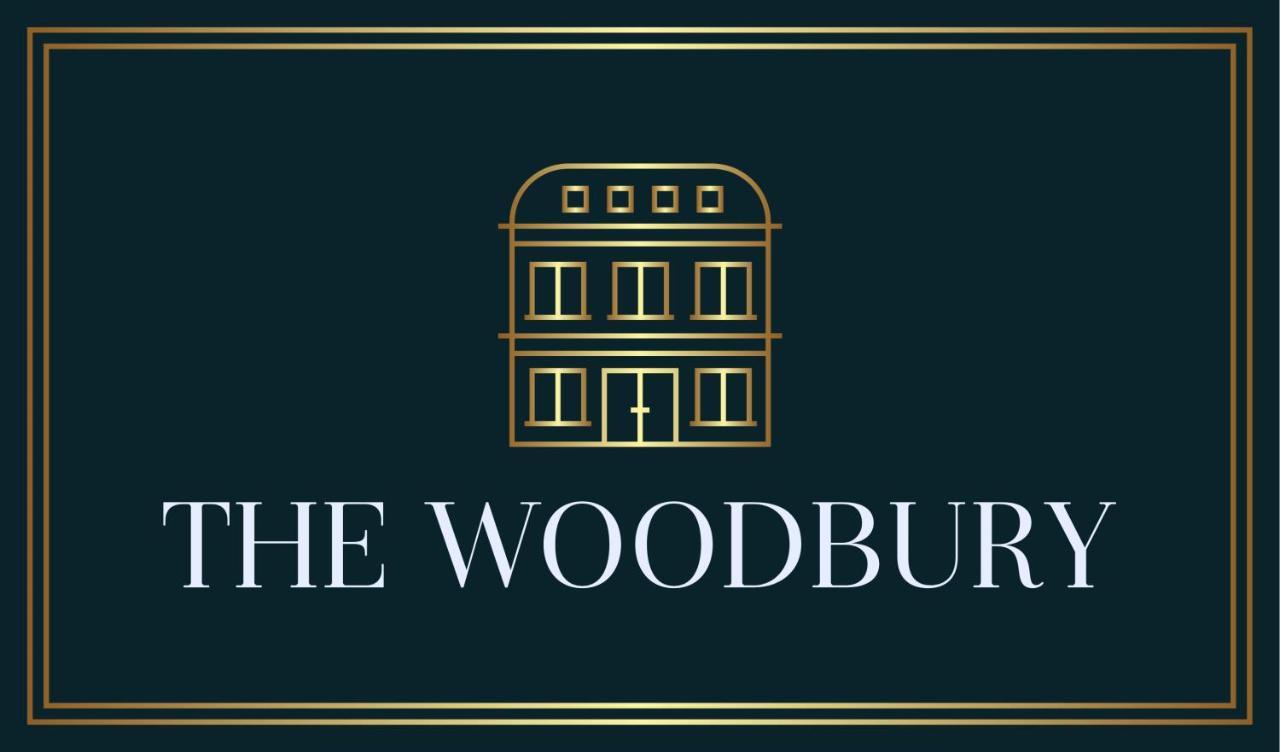 The Woodbury Hotel Gurgaon Exterior foto